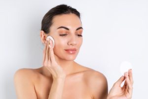 Morning Skin Care for Oily Skin Tips